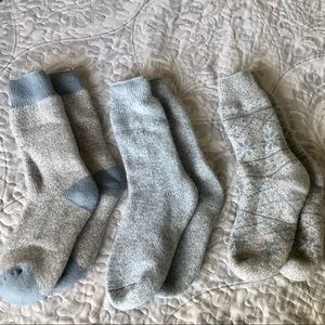 3 pair of women’s thick, cozy, super soft winter socks